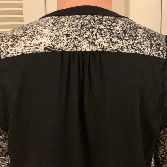 🌟 SALE 2/$20 Stylish cropped jacket - Picture 4 of 7